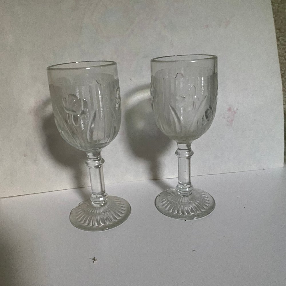 1930s Jeanette Iris Herringbone Collectors Depression Cordial  Glass Set Of 2